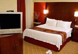 By Marriott Universities At The Capitol Hotel 3*