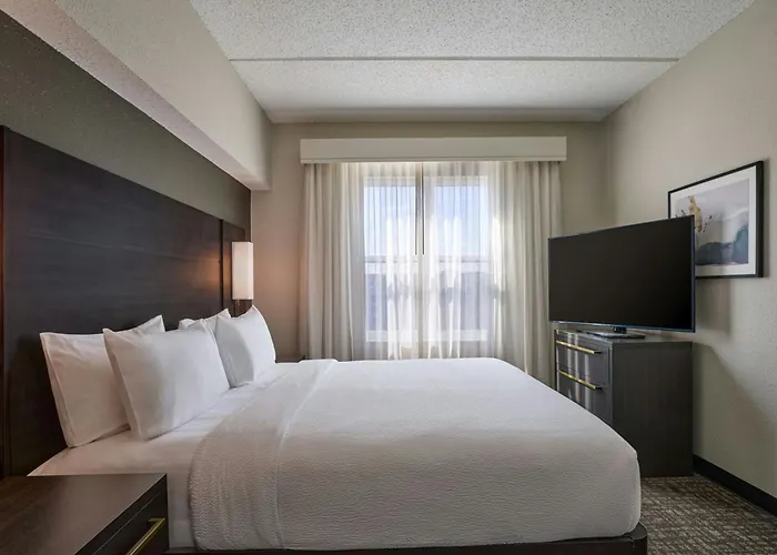 Hotel By Marriott Universities At The Capitol Tallahassee