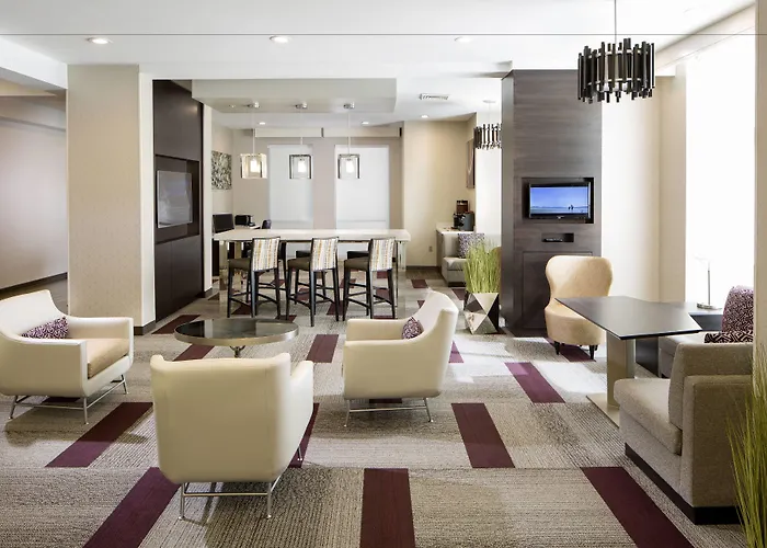 By Marriott Universities At The Capitol Hotel 3*