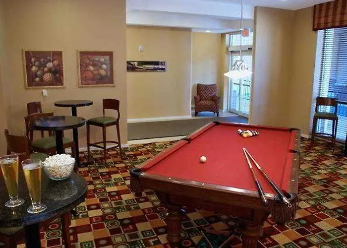 By Marriott Universities At The Capitol 3*