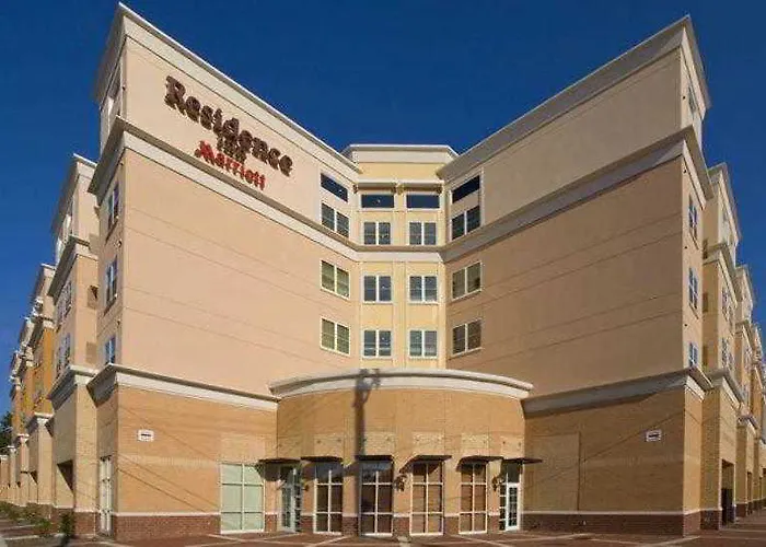 Hotel By Marriott Universities At The Capitol